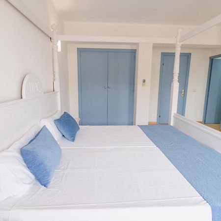 Hostal Hpc Porto Colom Eksteriør billede