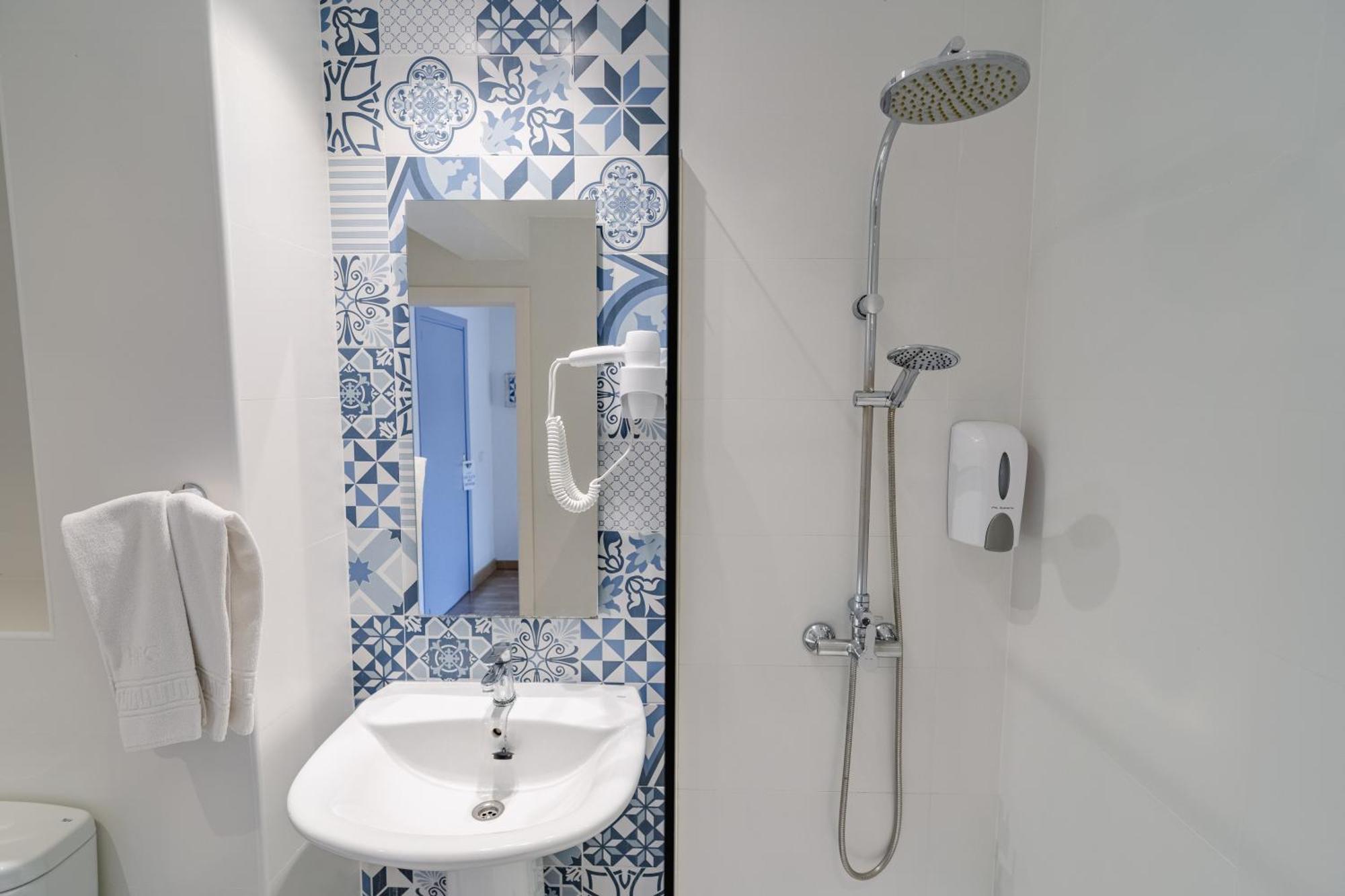 Hostal Hpc Porto Colom Eksteriør billede