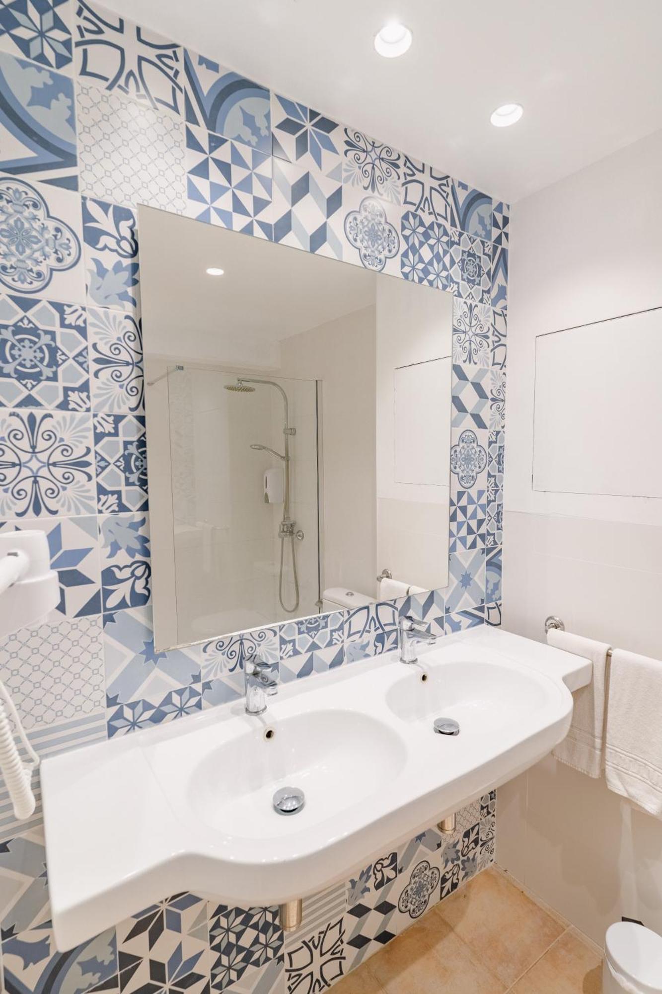 Hostal Hpc Porto Colom Eksteriør billede
