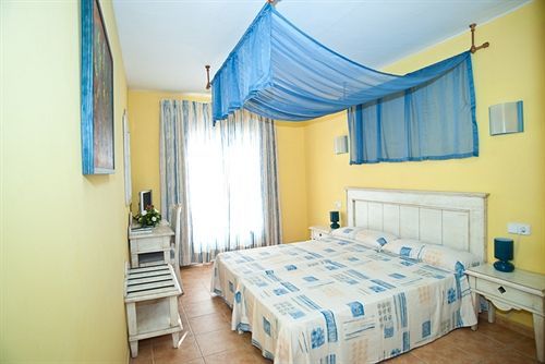 Hostal Hpc Porto Colom Eksteriør billede